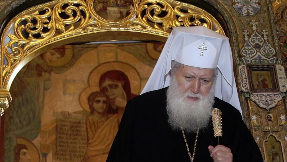 Патриарх Неофит отказал сделка с "Инерком"
