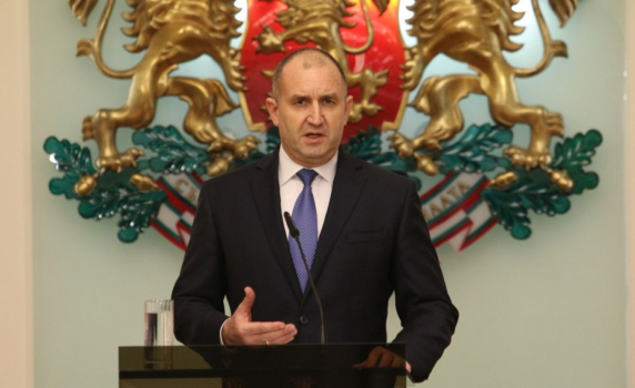 Радев: ДАНС е подчинена пряко на премиера, той знаел ли е, че подслушват президента?