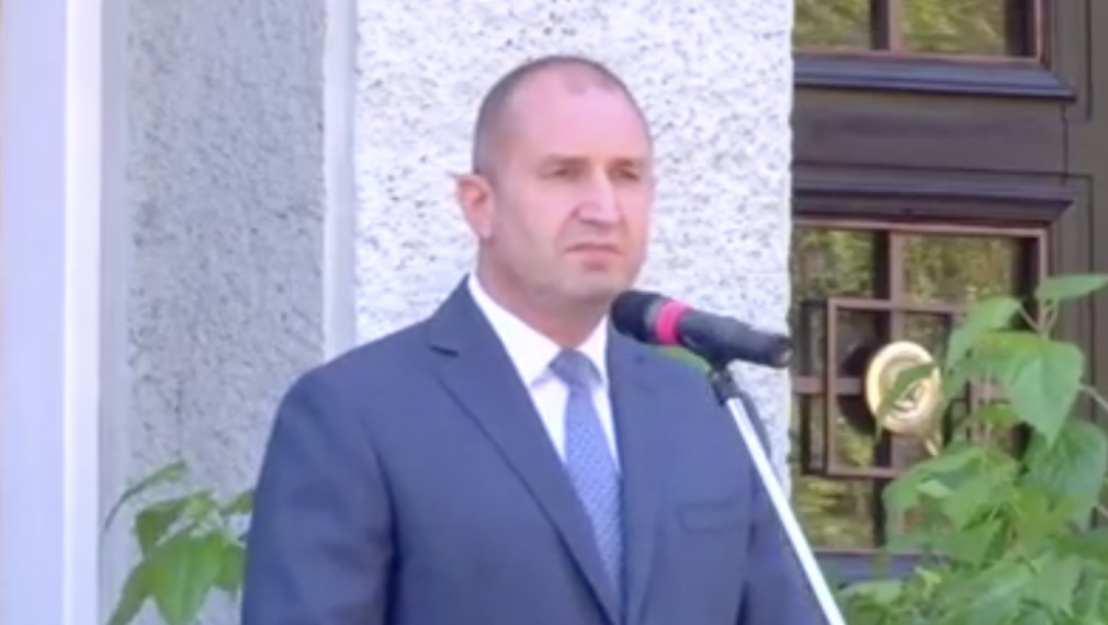 Радев: Политическата класа е отговорна за всичките тези сблъсъци 