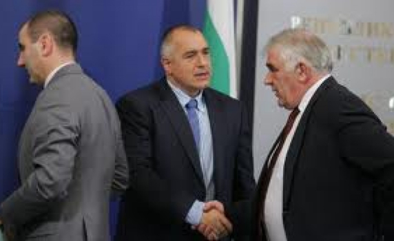 Ваньо Танов &quot;покрил&quot; докладна за незаконно производство на чист спирт