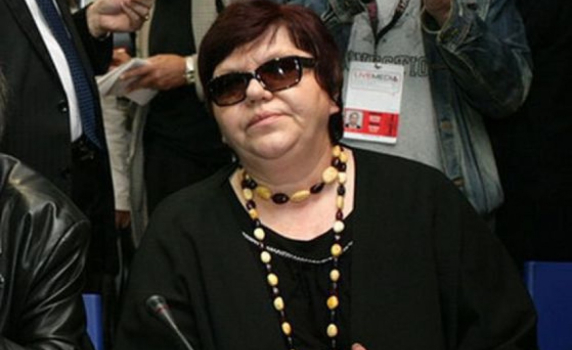 Ирена Кръстева иска да купи Канал 3