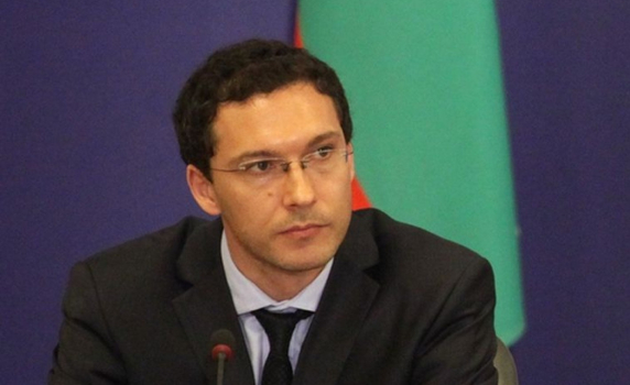 Даниел Митов: Ще помогнем на Македония за бежанците