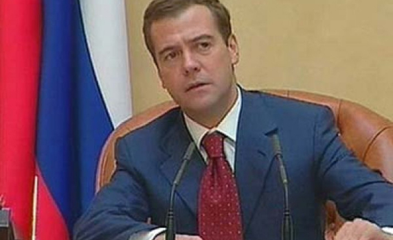 Медведев обвини Киев в антируски курс