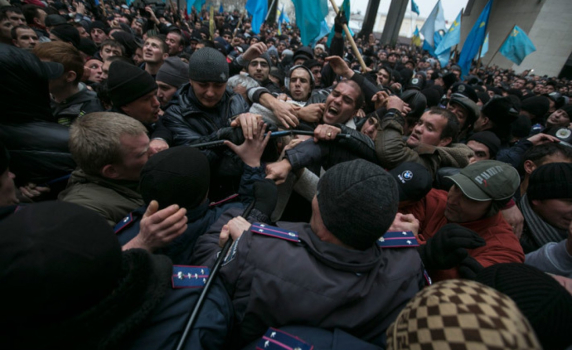 Кримските татари знаят, че ще бъдат първите жертви на руската армия