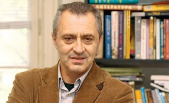 Проф. Валери Стефанов: Рано или късно вождовете бягат да се спасят от народната любов