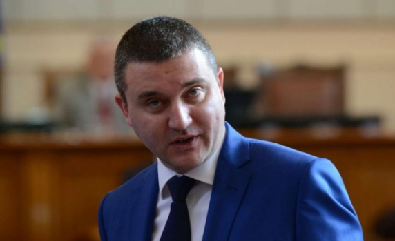 Горанов: Живеем в апартамента на кръстника, защото децата се уплашиха от труса в жилището ни на висок етаж