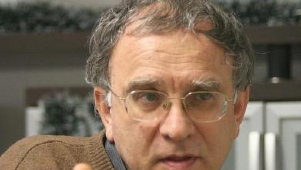 ГЛАСОВЕ от 2010 – Цветозар Томов: Дивотия е, че България ще получи 2,5 млрд. евро от "Южен поток" ГЛАСОВЕ от 2010 – Цветозар Томов: Дивотия е, че България ще получи 2,5 млрд. евро от "Южен поток"