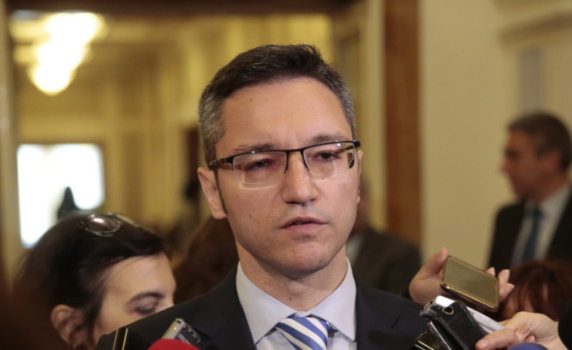 Кристиан Вигенин: Парламентът беше затворен от коалиция ГЕРБ-ДПС