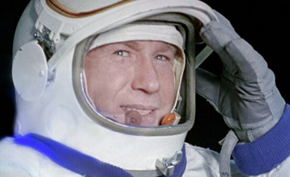 Почина Алексей Леонов - първият човек, излязъл в открития космос