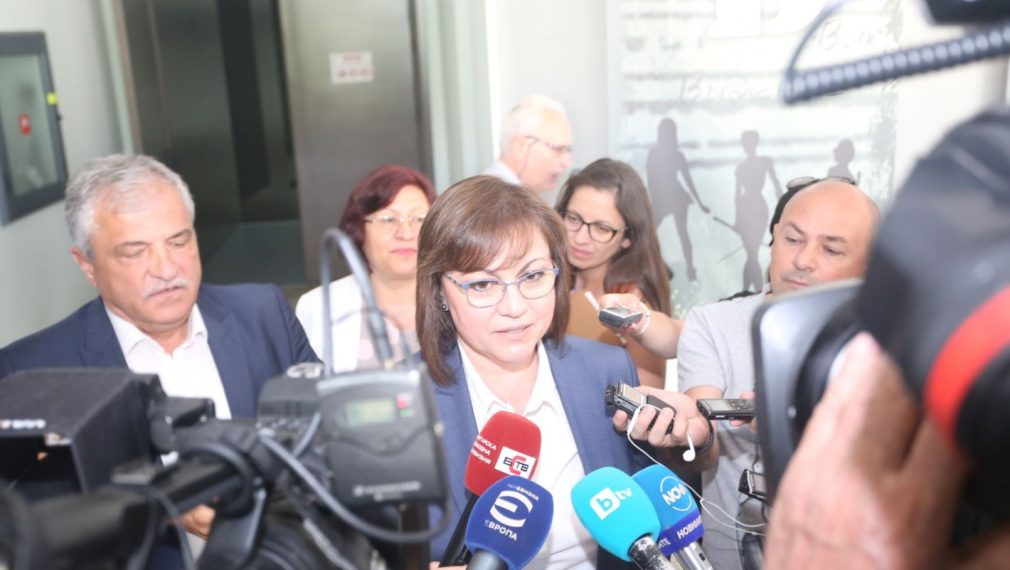 Нинова: Логично е президентът да наложи вето и върху актуализацията на бюджета 