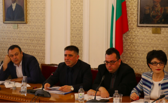 Правната комисия подкрепи ветото на президента 