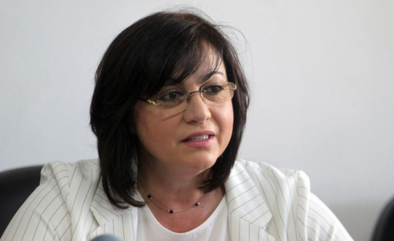 Нинова: Решението на КС за Истанбулската конвенция е победа на разума и правото 