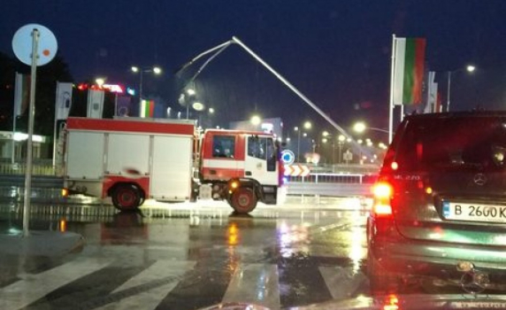  Кръстовище във Варна пропадна след ремонт за 113 млн. лв. 