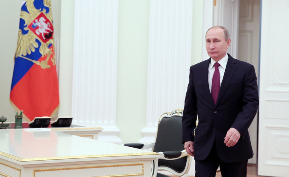 Путин в защита на Тръмп: Някой организира „Майдан“ във Вашингтон