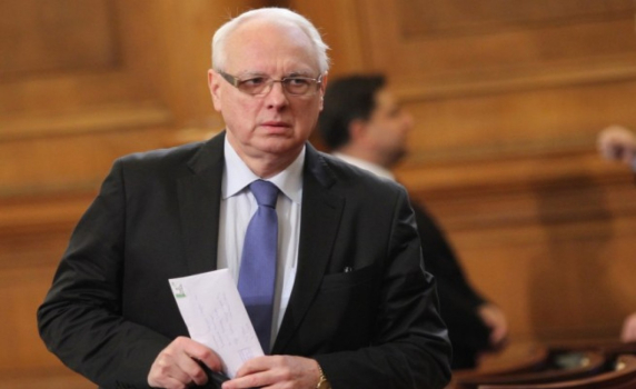 "Патриотите" не могат да управляват държавата, защото не могат да управляват себе си