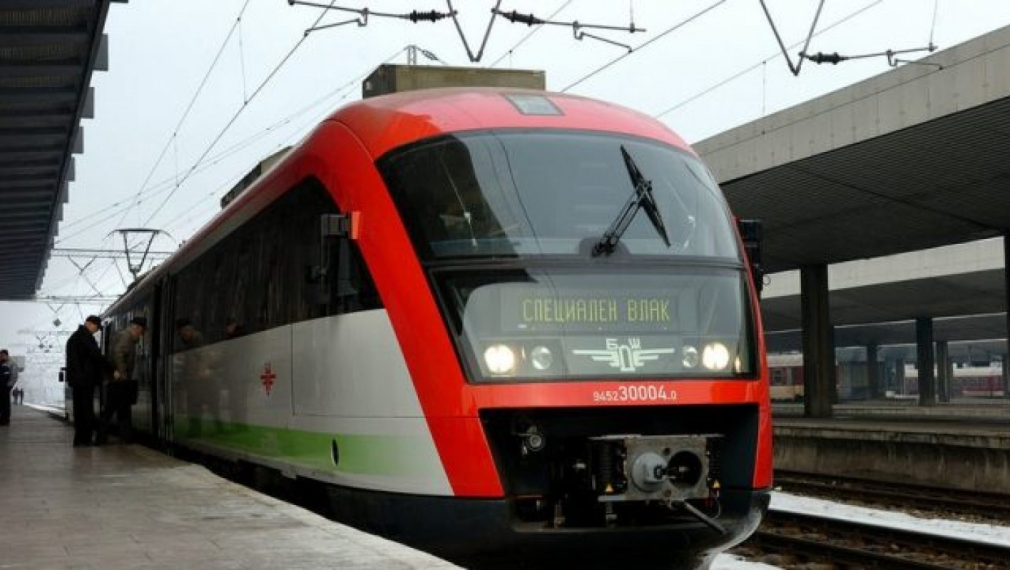 Обществената поръчка на БДЖ за нови влакове скандализира участниците в нея