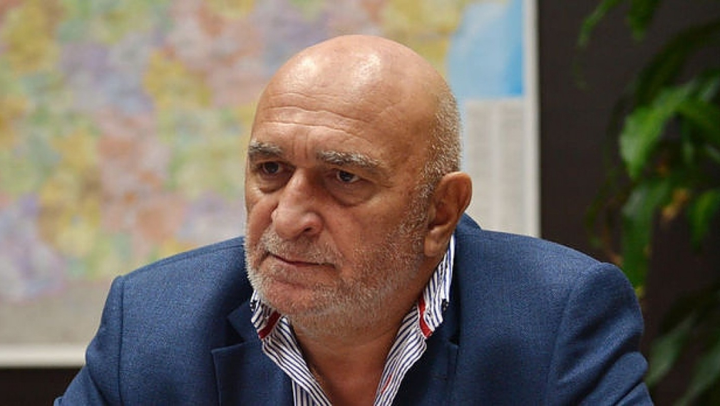 Шефът на БАБХ: Държавата не може да спре заразен с чума фураж
