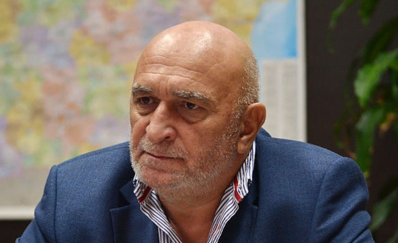 Шефът на БАБХ: Държавата не може да спре заразен с чума фураж