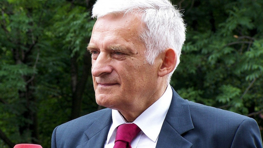 Йежи Бузек оглави Европарламента