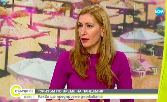 Ангелкова: Работим за начало на летния сезон от 1 юли 