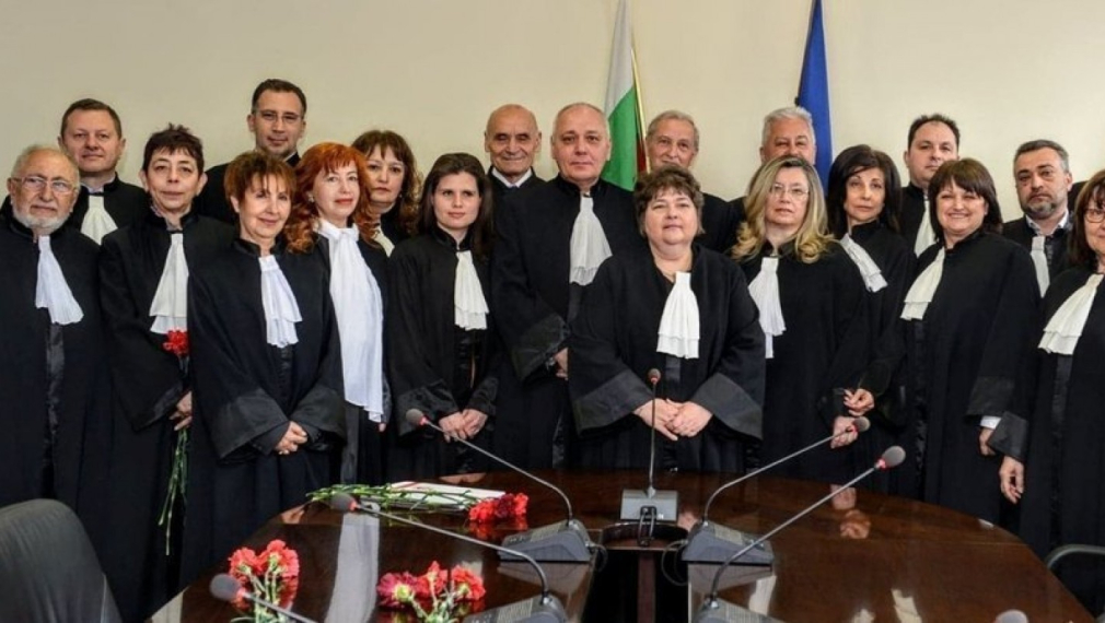 Висшият адвокатски съвет: Иван Гешев не е за главен прокурор