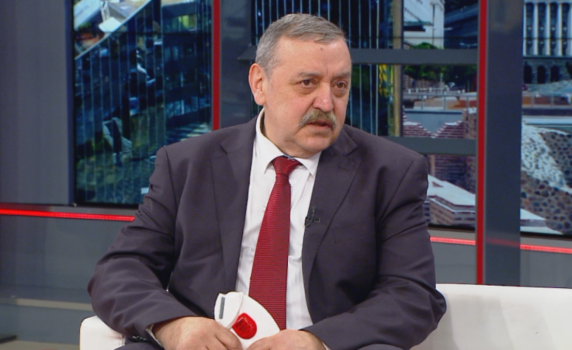 Проф. Кантарджиев: Позабавихме нещата, най-важна е самодисциплината