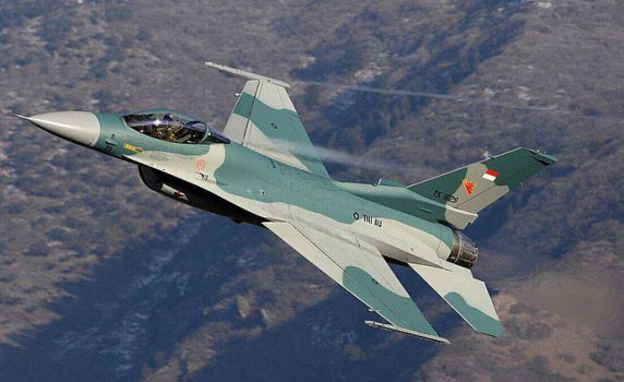 САЩ продават на Словакия 14 самолета F-16 за 800 млн. долара