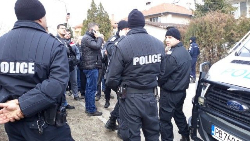 Войводино на протест срещу условните присъди на ромите, пребили командос