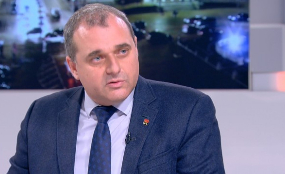 Искрен Веселинов, ВМРО: Според указанията на КПКОНПИ тераси не се декларират
