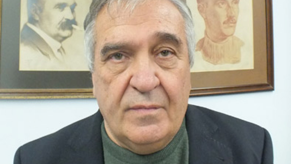 Племенникът на Вапцаров: Поетът е предаден от своите Племенникът на Вапцаров: Поетът е предаден от своите