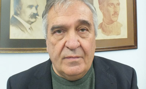 Племенникът на Вапцаров: Поетът е предаден от своите  