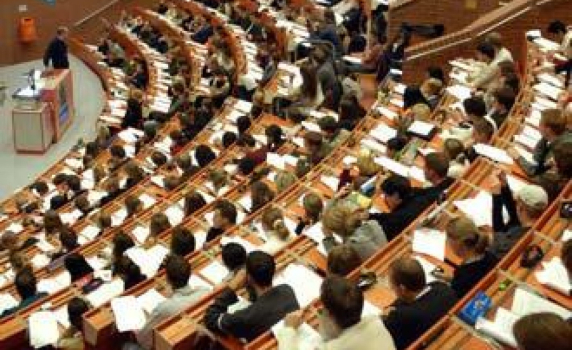 Турция може отново да признава български дипломи, сега проверява 8000 от тях