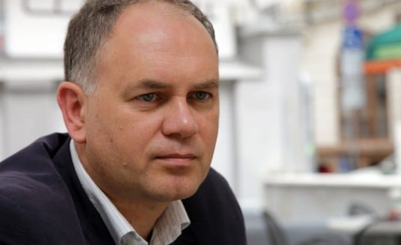 Георги Кадиев: Зад сделката за ЧЕЗ стоят управляващите, а Гинка е техен параван