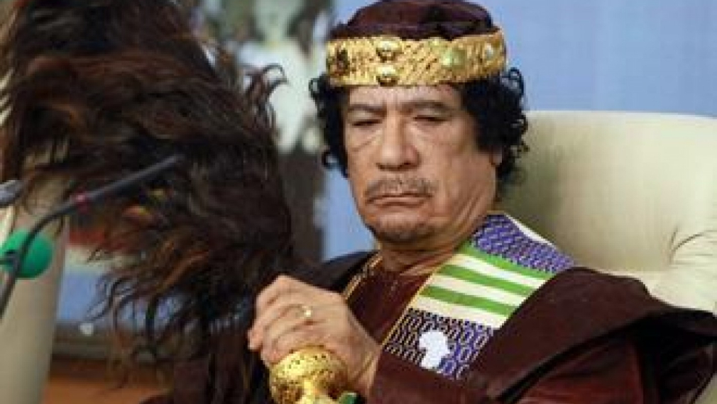 Би Би Си: Кадафи наредил да свалят либийски самолет със 157 души, за да обвини Запада в тероризъм