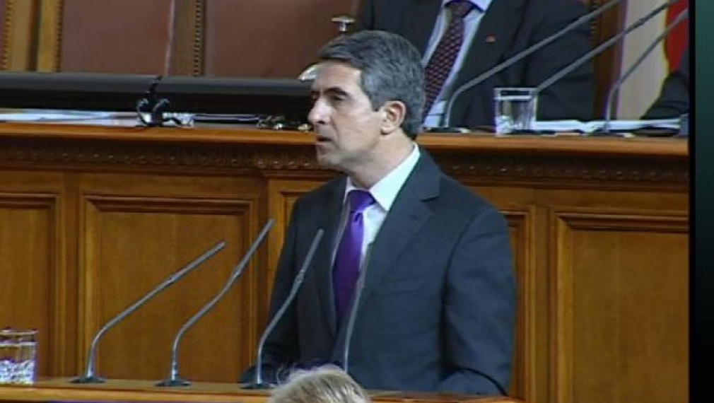 Плевнелиев: Русия вече окупира Крим и е възможно да го анексира с противозаконен референдум Плевнелиев: Русия вече окупира Крим и е възможно да го анексира с противозаконен референдум