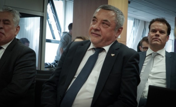 Валери Симеонов: На майките не им е работа колко струва билетът на зам.-министърката