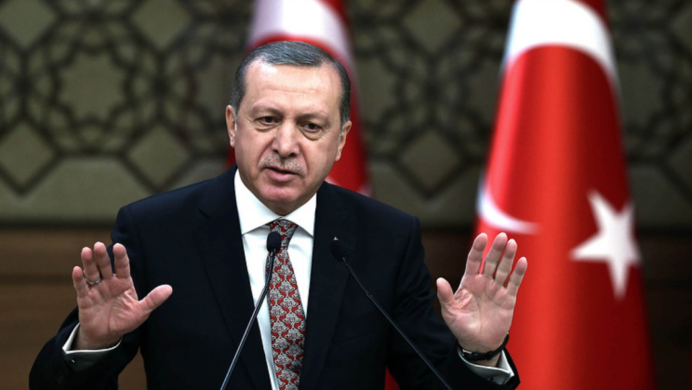Ердоган призова НАТО да не помага на терористите с оръжие 