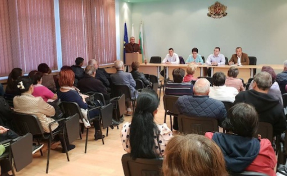 Ирена Анастасова: Делегираните бюджети убиха образованието