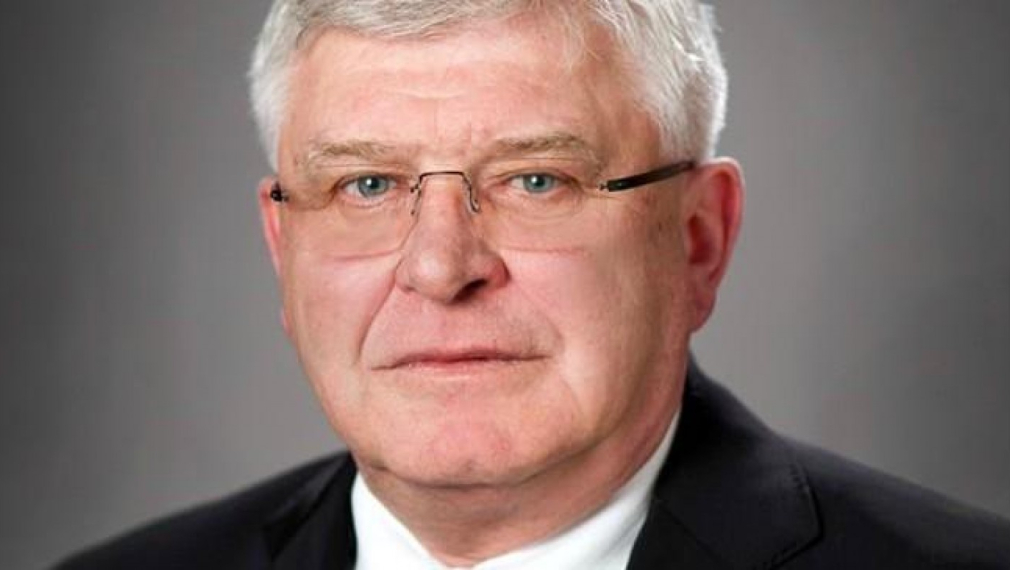 Гласуват Кирил Ананиев за здравен министър