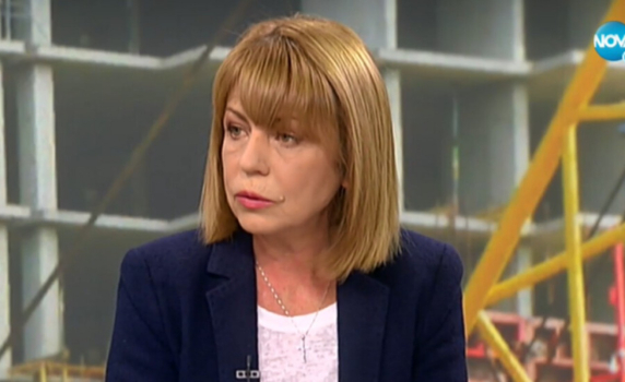 Фандъкова: Мая Манолова да каже кой плаща кампанията й. Лъжа е, че няма билбордове!