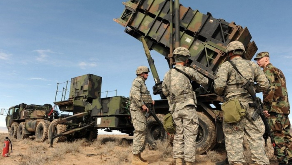 Полша предлага на САЩ да разположат постоянна военна база на нейна територия
