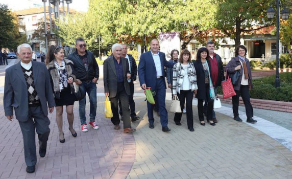 „Земляци“ събраха над 3000 подписа в подкрепа на Румен Радев