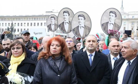 Корнелия Нинова за Левски: Да направим мечтите му за Родината реалност