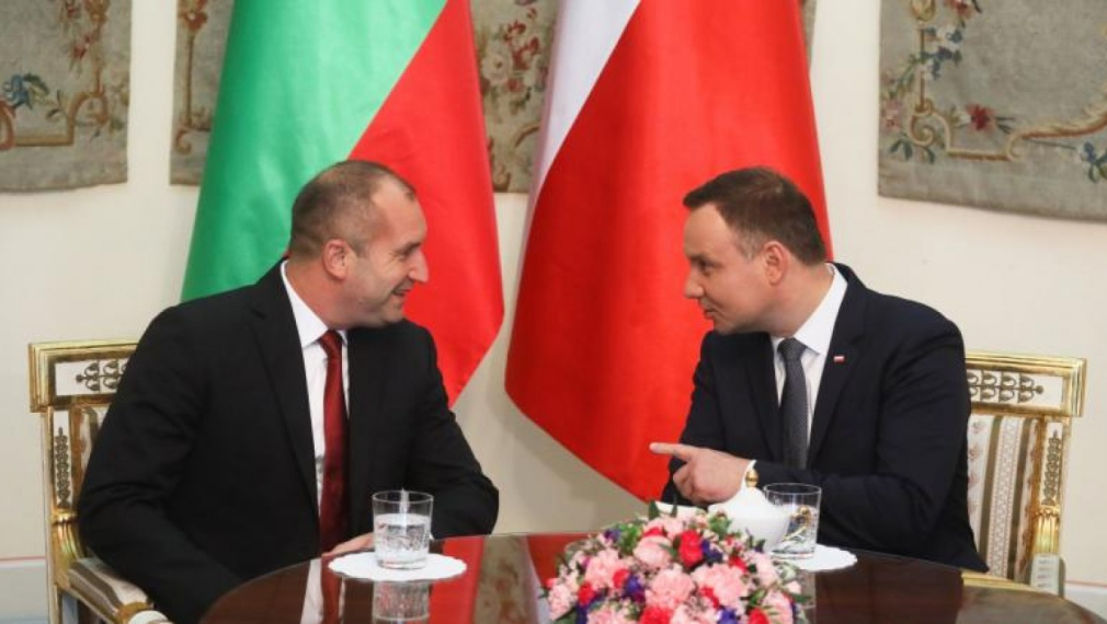 Румен Радев: България и Полша призовават за незабавно освобождаване на украинските кораби