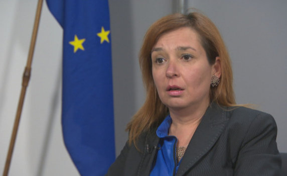Зорница Русинова пое поста социален министър