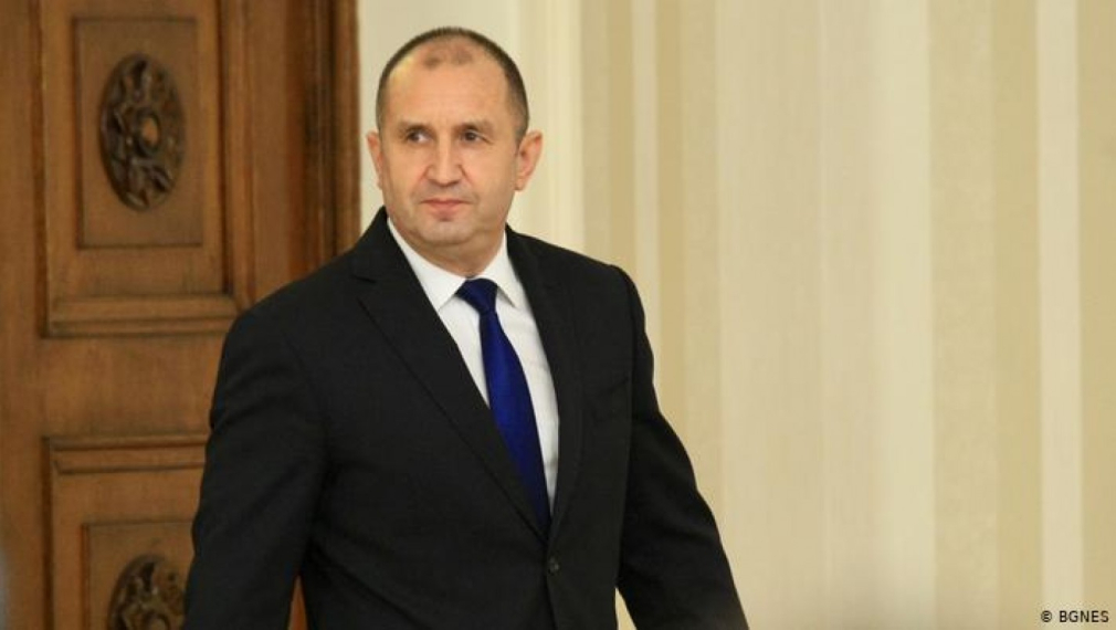 Радев: Притеснително е, че премиерът губи самообладание