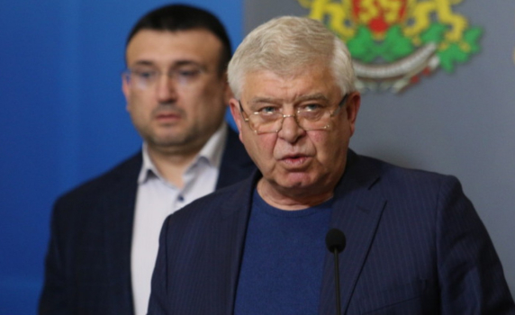 Властта въвежда КПП-та на големите градове