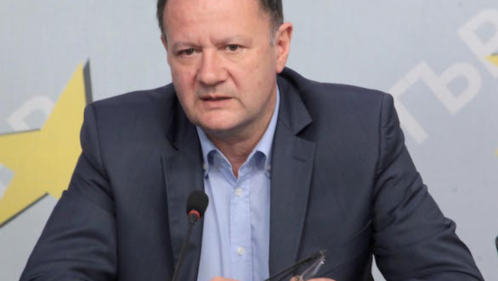 Миков: Предсрочни избори през есента 