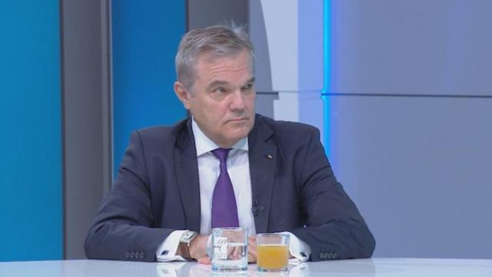 Румен Петков: Не можем да приемаме още хора