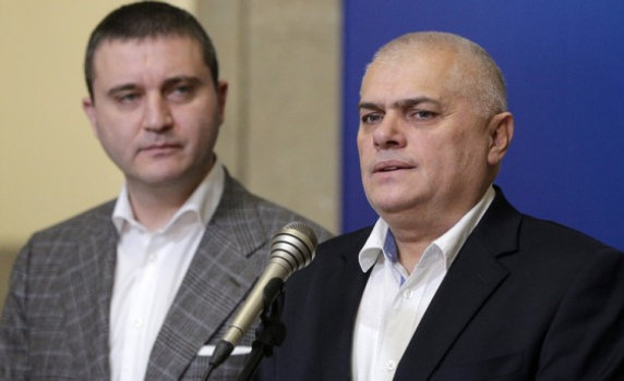 Радев: Спецслужбите са разкрили крупни злоупотреби и кражби в болници